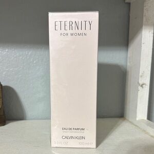 Calvin Klein Eternity for Women Eau de Parfum in Soft Pink